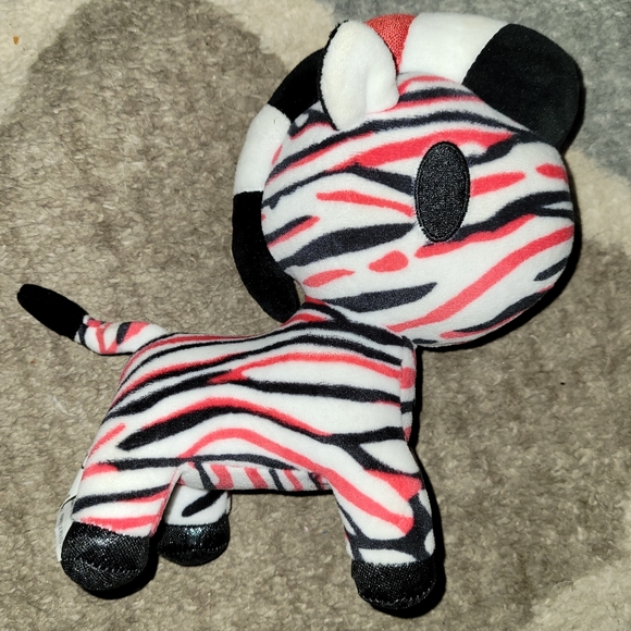 Tokidoki Aurora 7.5" Zamba Unicorn - Picture 4 of 9